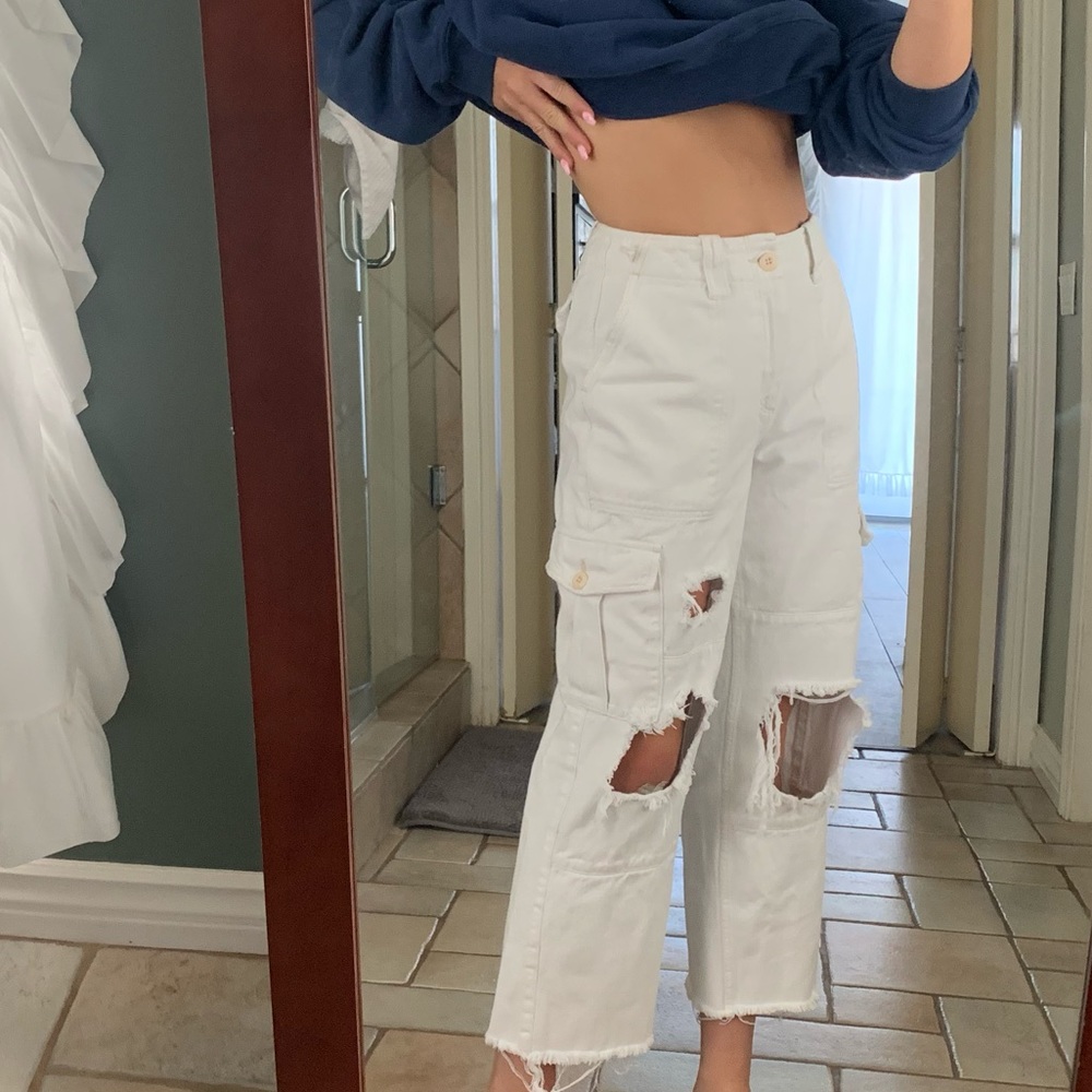 super cute white cargo pants